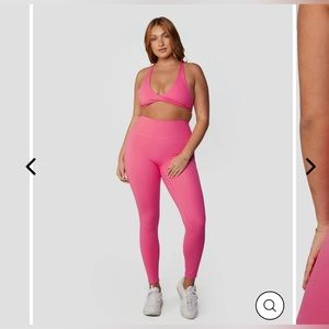 Crop shop boutique set